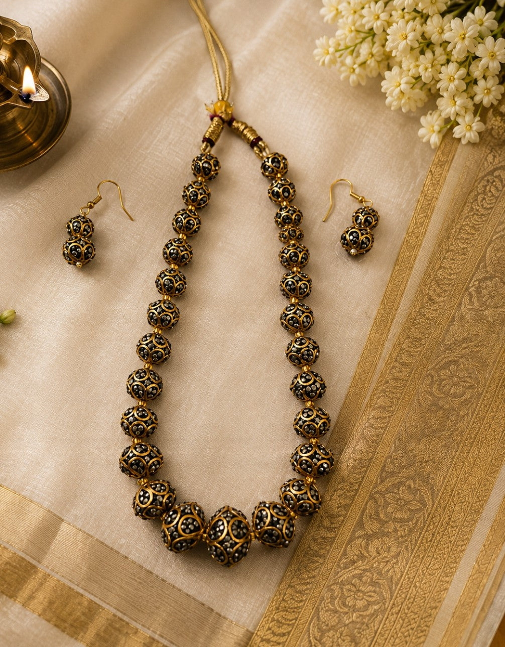 Handcrafted Pearl and Stone Chain (Premium Quality)